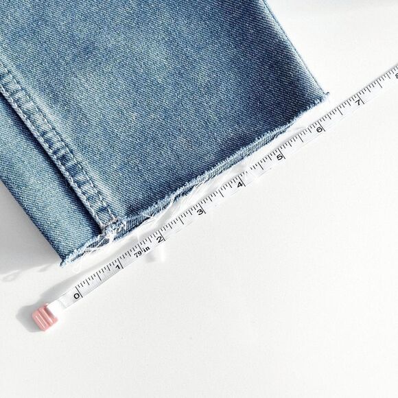 Refuge Denim Womens High Rise Distressed Ripped Raw Hem Mom Jeans Blue Sz 9 NWT - Picture 9 of 11